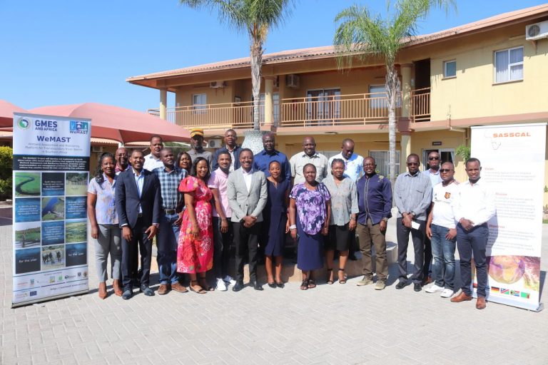 ongwediva-group-picture-min-1280×853